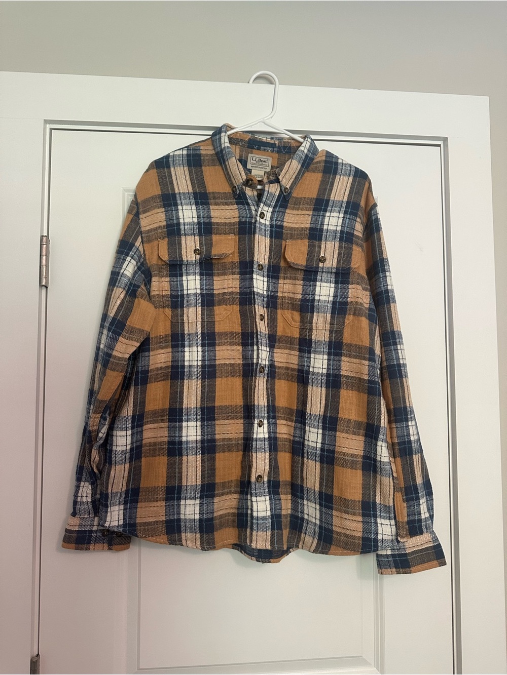 NWT L.L. Bean Men's Plaid Button-Up Shirt